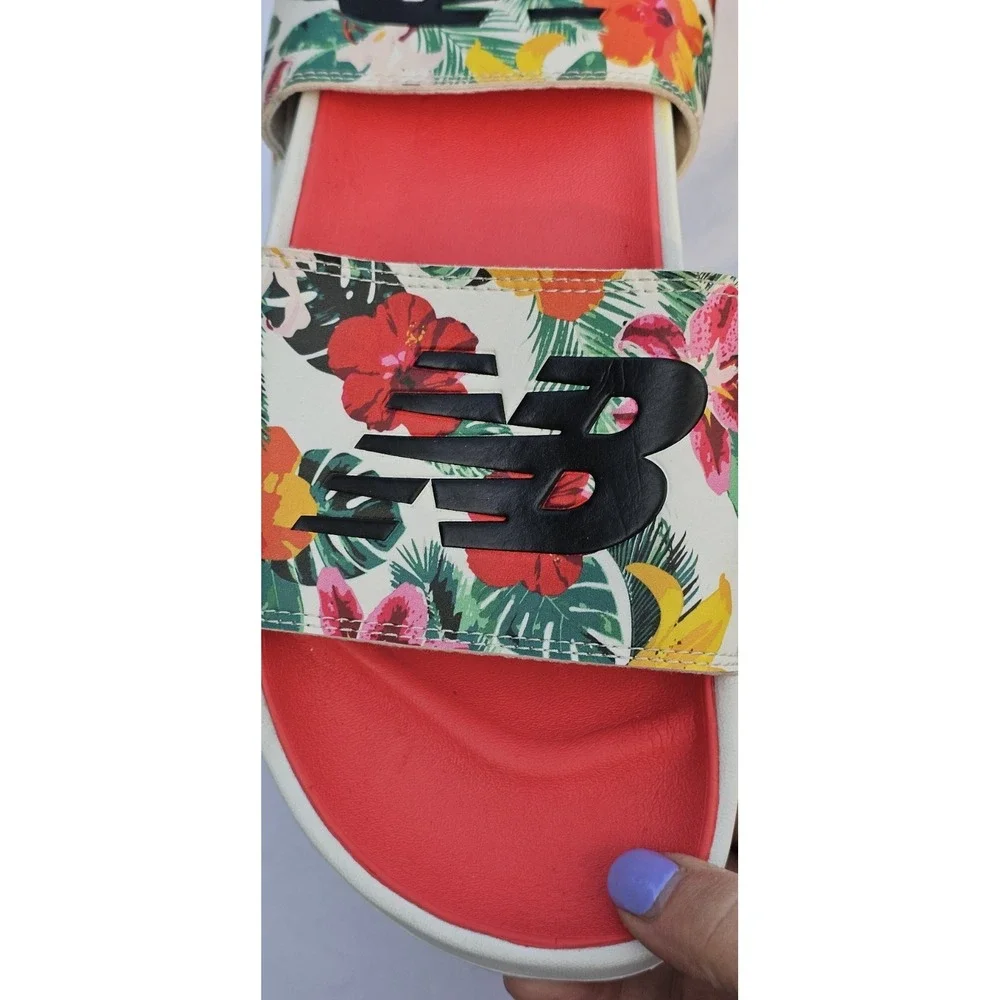 New Balance 200 V1 Women's Size 12 Slide Sandal Floral Logo Print White Slip On - Picture 10 of 11